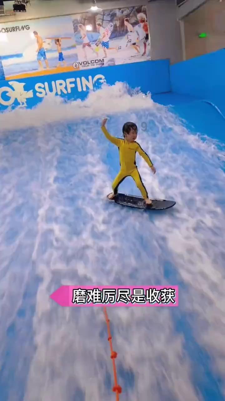 新春走基层丨街坊剧场传颂老兵好家风